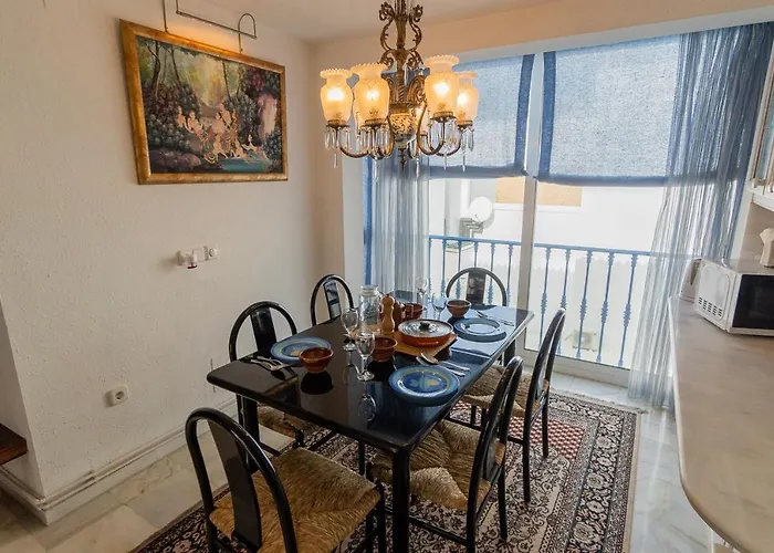 Suay Apartments