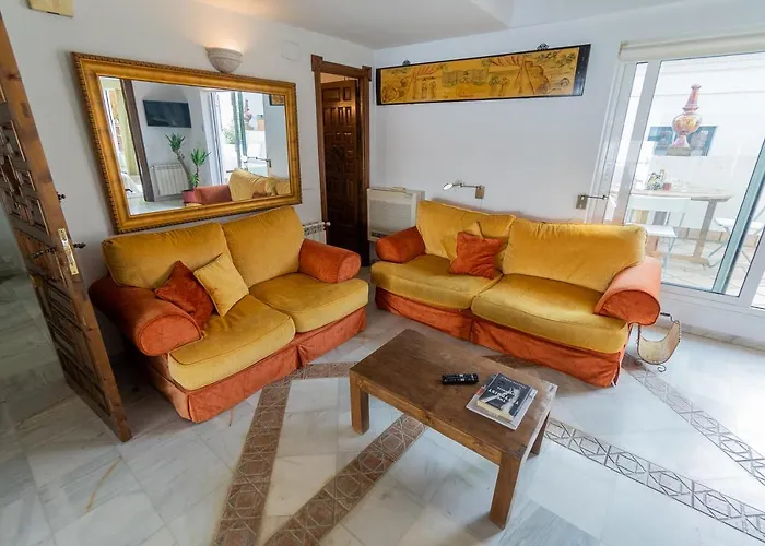 Suay Apartments